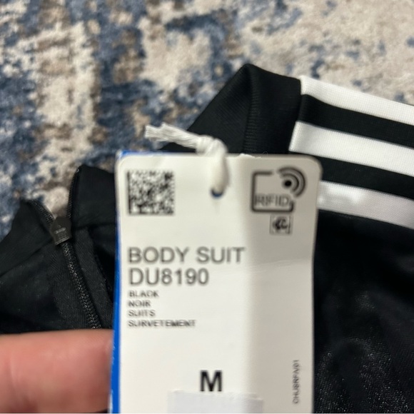 NWT Adidas Black & White Stripe Short Sleeve Bodysuit Size Medium - Picture 7 of 12